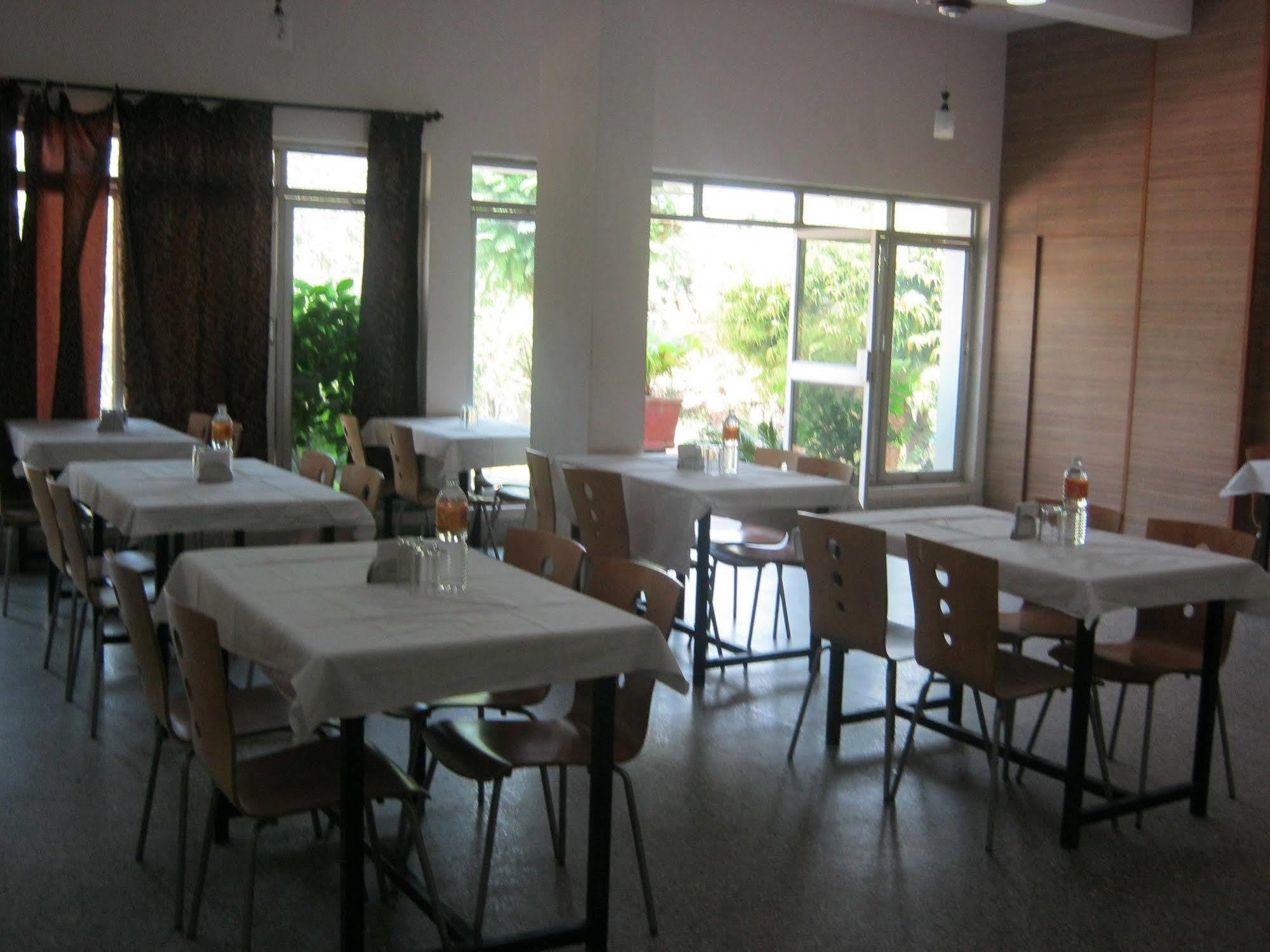 Kstdc Hotel Mayura Kauvery Krs Hosa Kannambādi 외부 사진